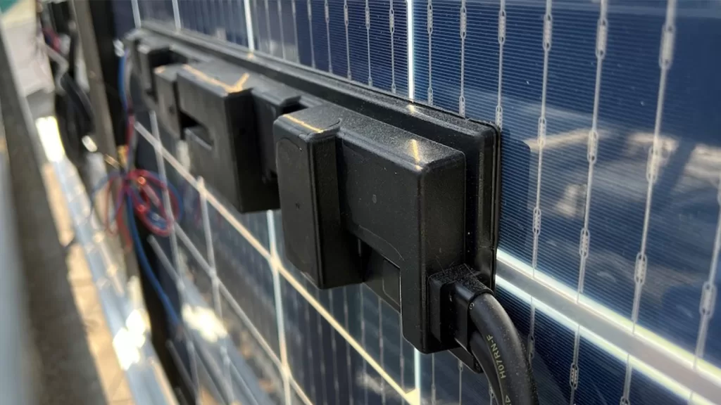 German Researchers Develop ‘communicative’ Solar Panels